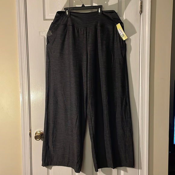 Fabrosanz: Black Stretch Palazzo Pants main image 1